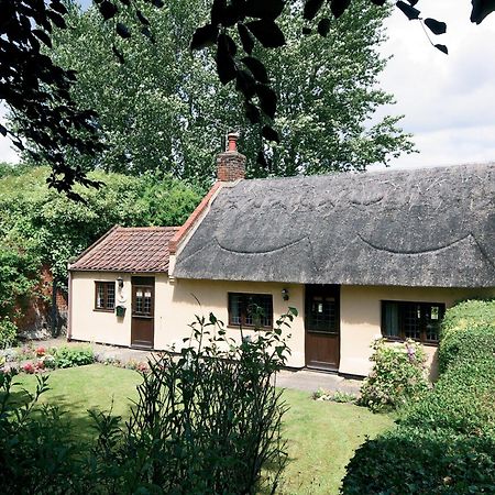 Rose Cottage - E2352 Catfield 外观 照片