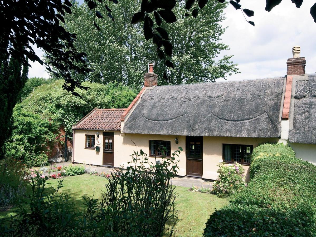 Rose Cottage - E2352 Catfield 外观 照片